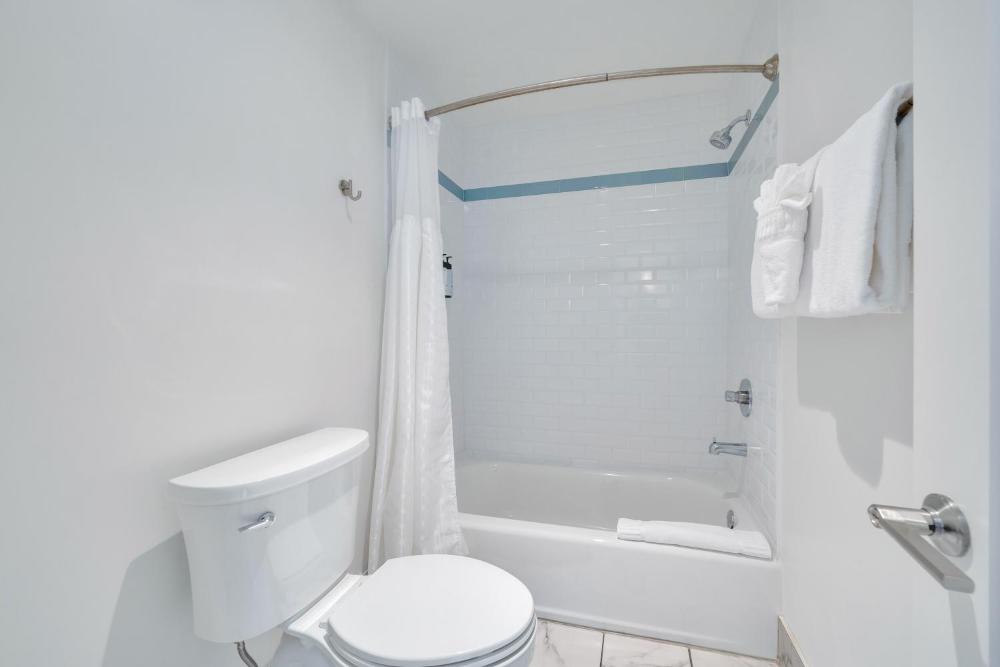 Double Queen Suite - Ocean View- Ocean Tower interior